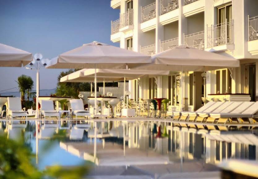 Lavista Boutique Hotel & Spa (Adults Only) Kusadasi Bagian luar foto