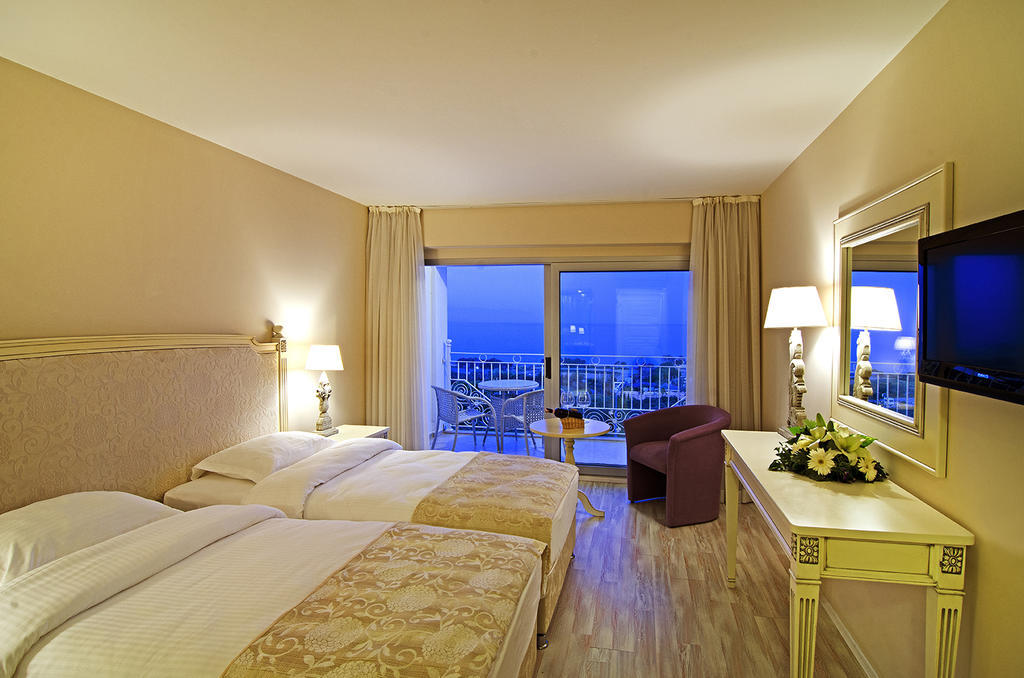 Lavista Boutique Hotel & Spa (Adults Only) Kusadasi Bagian luar foto